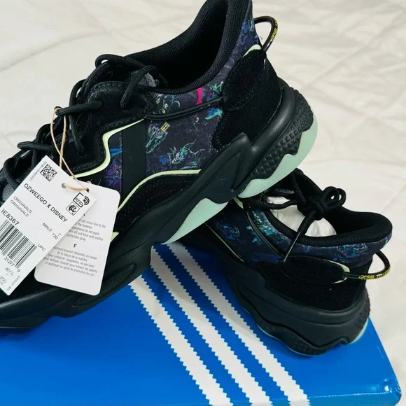 Adidas shoes size 71/2